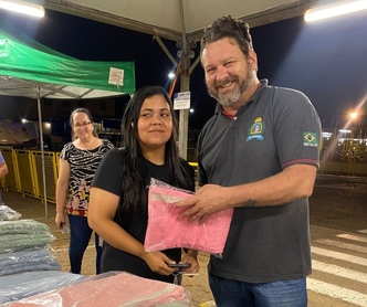 Sindicato da Alimentação entrega brindes de Natal aos associados e associadas da entidade